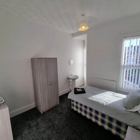 Capsule hotel 70 Southfield